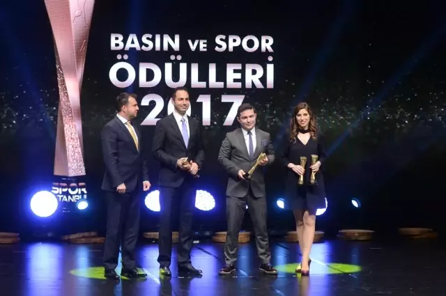 Spor İstanbul Basın ve Spor Ödülleri Sahiplerini Buldu