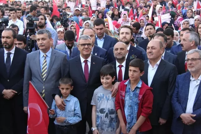 Başbakan Yardımcısı Kaynak: 'Kılıçdaroğlu Aklın Yetseydi Bir Seferde Milleten İcazet Alırdın' Başbakan Yardımcısı Kaynak: 'Kılıçdaroğlu Aklın Yetseydi Bir Seferde Milleten İcazet Alırdın'