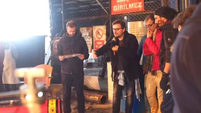 'Arif V 216'nın Kamera Arkası Görüntüleri Ortaya Çıktı 'Arif V 216'nın Kamera Arkası Görüntüleri Ortaya Çıktı