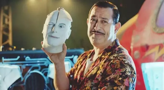 Cem Yılmaz'ın Yeni Filminden Kamera Arkası Görüntüleri Cem Yılmaz'ın Yeni Filminden Kamera Arkası Görüntüleri