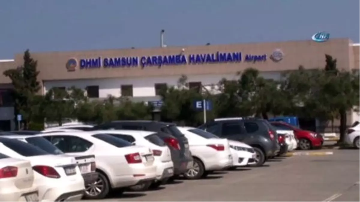 Eğitim Uçağı Piste İnerken Düştü