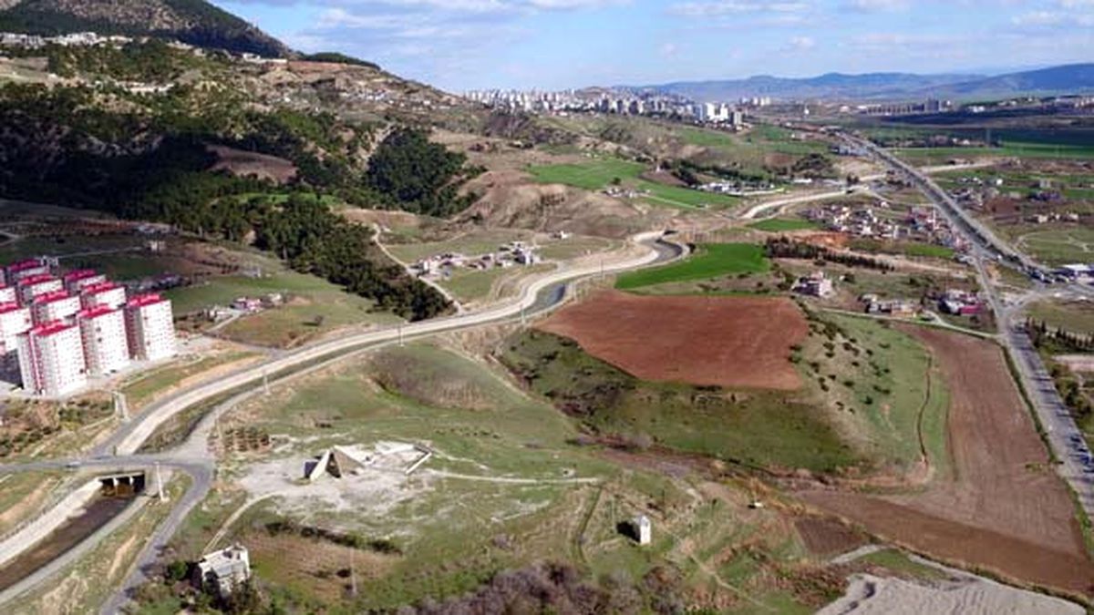 Kılavuzlu Sulama Projesi Binlerce Hektarlık Araziye Hayat Verecek