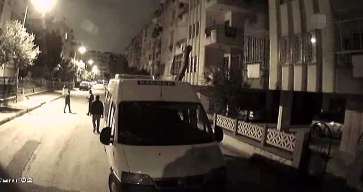 Mersin'de 53 Aracın Lastiklerini Kesen Zanlılar Yakalandı