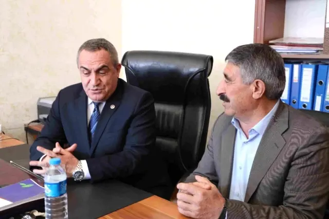 Vekil Şimşek Varto'da Evet Oyu İstedi Vekil Şimşek Varto'da Evet Oyu İstedi