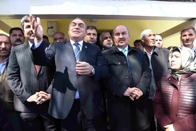 Vekil Şimşek Varto'da Evet Oyu İstedi Vekil Şimşek Varto'da Evet Oyu İstedi