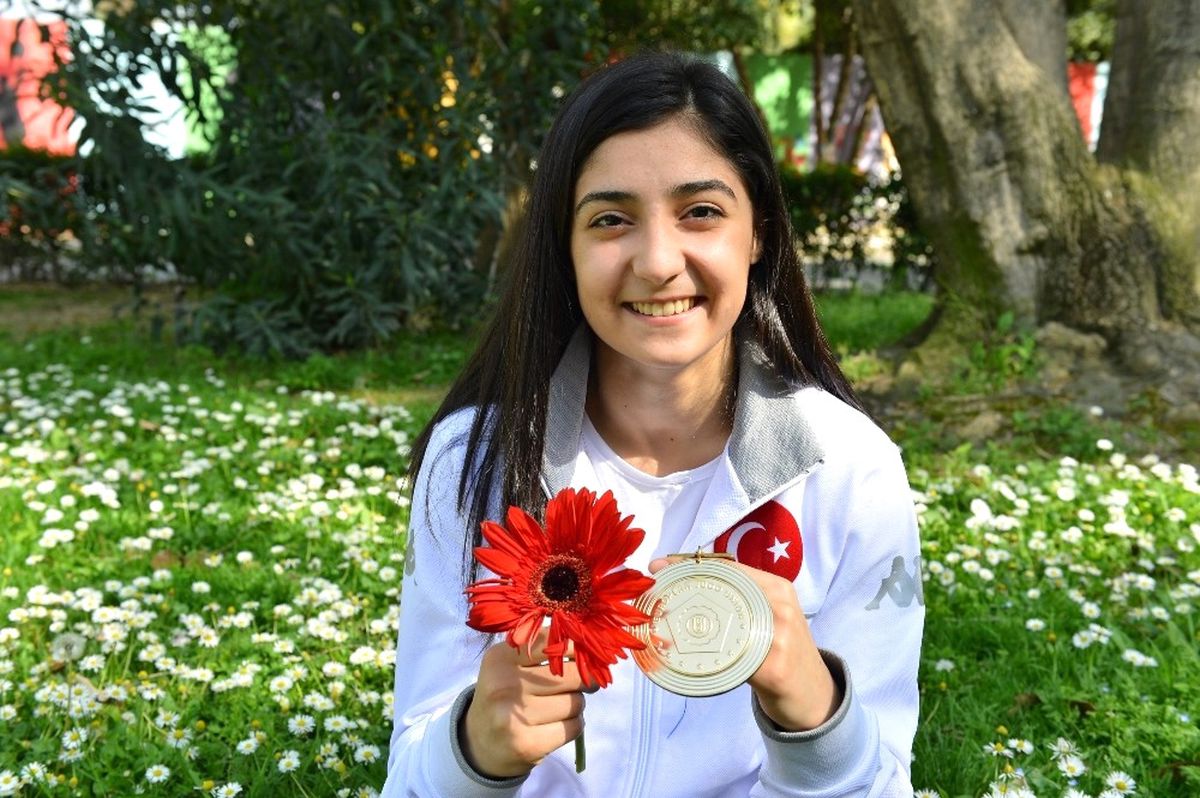 Judoda Çiçek Akyüz, Üst Üste 2. Kez Gençler Avrupa Şampiyonu Oldu
