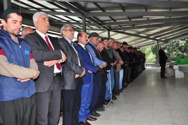 Baba ve Oğlun Esrarengiz Ölümü Baba ve Oğlun Esrarengiz Ölümü