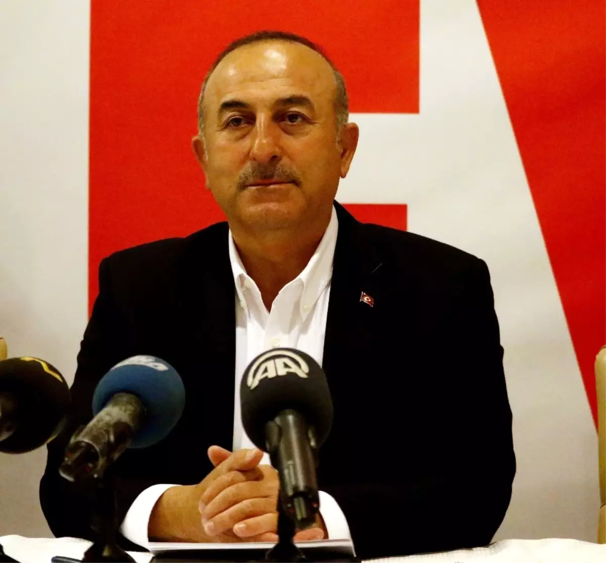 Bakan Çavuşoğlu: 'Bild Gazetesi de Atatürk'ü Kullanmaya Başladı'
