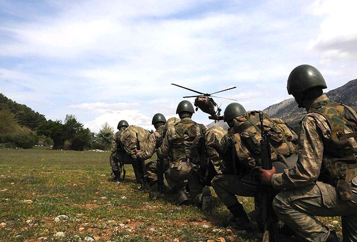 Bitlis'teki Sokağa Çıkma Yasağının Ardından 12 Terörist Öldürüldü