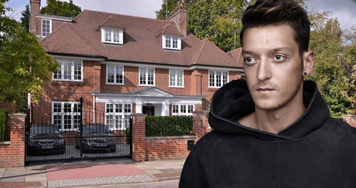 Mesut Özil'den Dikkat Çeken İtiraf: Bizim Evden Utanıyorum!