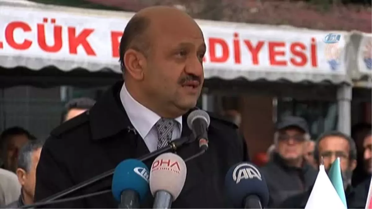 Milli Savunma Bakanı Fikri Işık: '240 Yıllık ABD'de 45. Başkan Görev Yapıyor'