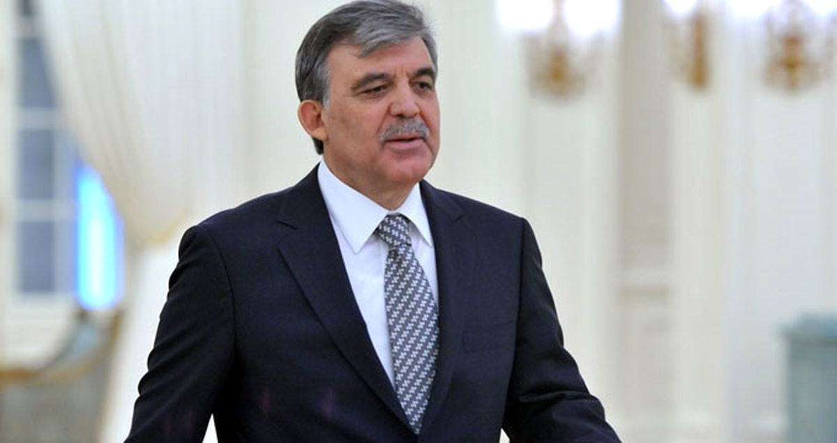 Abdullah Gül: Kerkük'te IKBY Bayrağı Asılması Beraberliği Tehdit Eder