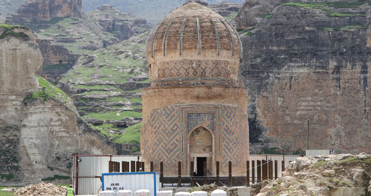 Hasankeyf'teki 650 Yıllık Türbenin Taşınma Çalışmalarında Sona Gelindi
