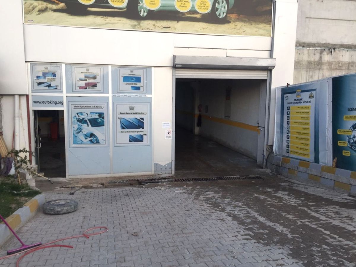 İtfaiyenin Kullandığı Tahliye Motorunun Egzoz Dumanı 12 Kişiyi Zehirledi