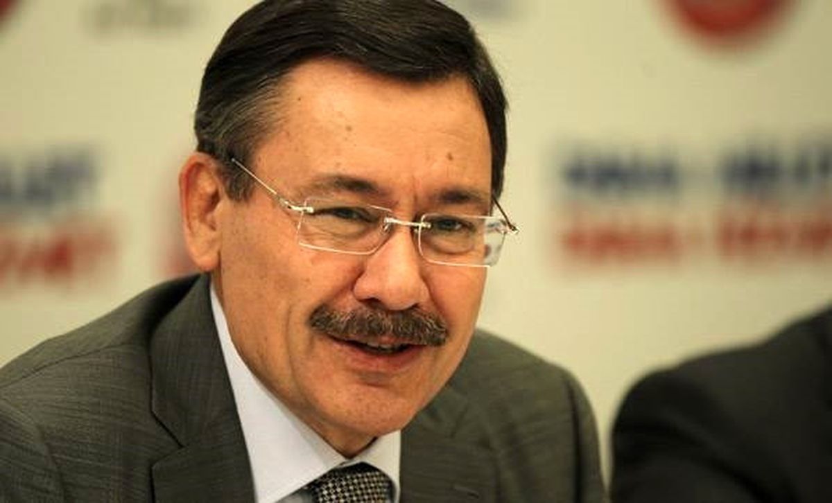 Gökçek, Son Referandum Anketini Açıkladı: Ankara'daki 'Evet' Oranı Yüzde 58.31