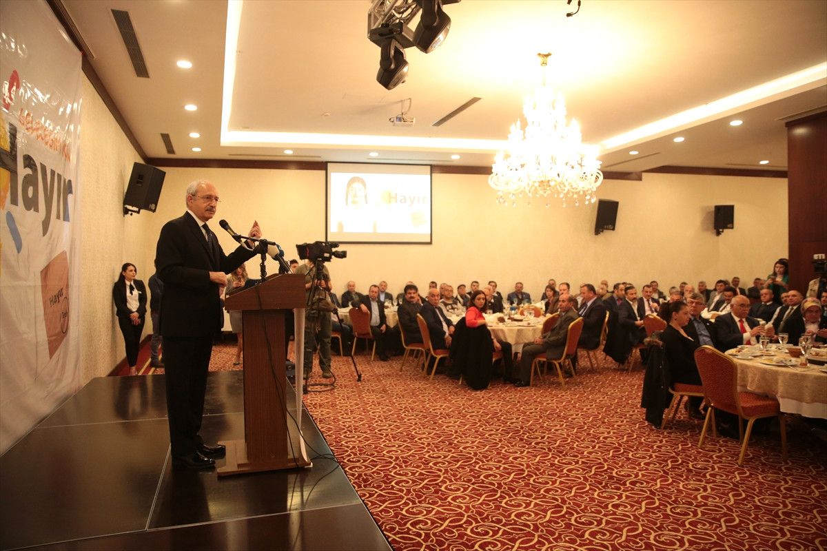 Kılıçdaroğlu: 'Anayasa Referandum Değişikliğini Çocuklarımızın Geleceği Için Oturup Düşünmeliyiz'
