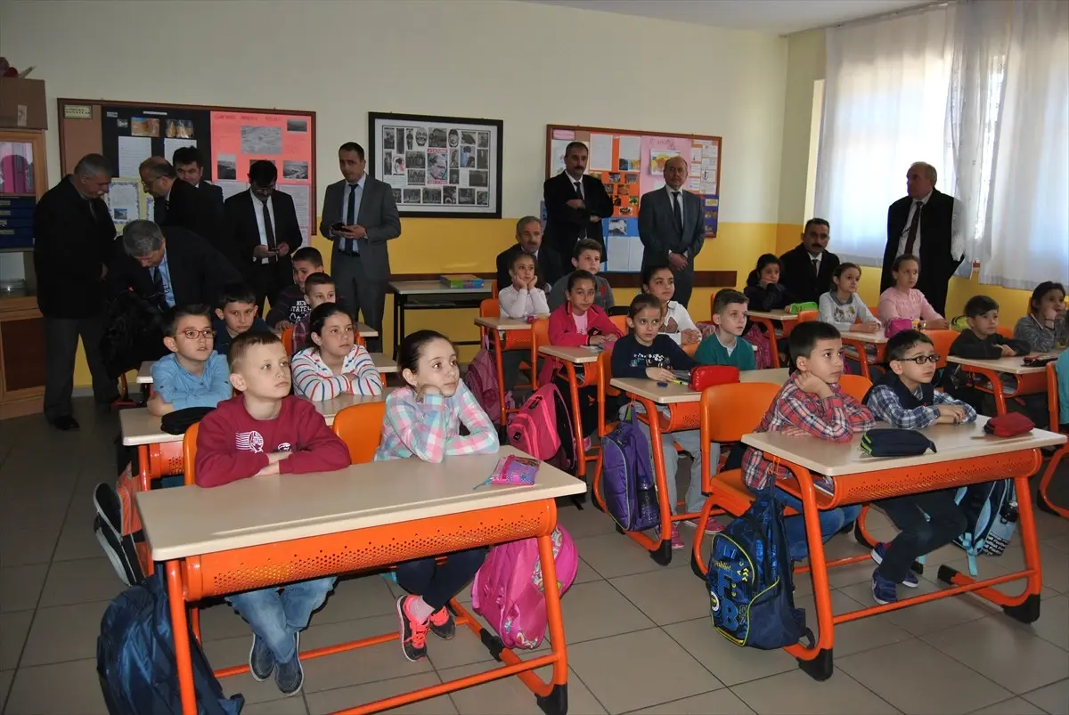 Hayrabolu'da Öğrencilere Trafik Eğitimi
