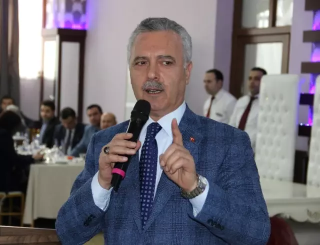 AK Parti Genel Başkan Yardımcısı Ataş Manisa'da AK Parti Genel Başkan Yardımcısı Ataş Manisa'da