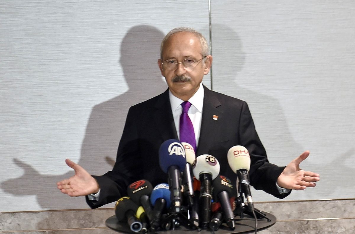 Takım Tutar Gibi Parti Tutulmaz'