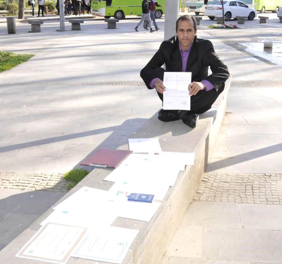 Okulu Birincilikle Bitirip 30 Sertifika Alan Ağrılı İş Bulamıyor