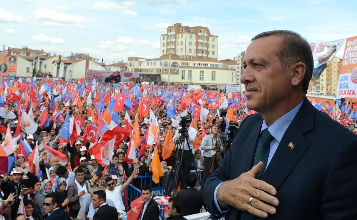 Erdoğan'dan Bir İptal Kararı Daha! Ses Kısıklığı Nedeniyle Van Mitingine Katılmayacak
