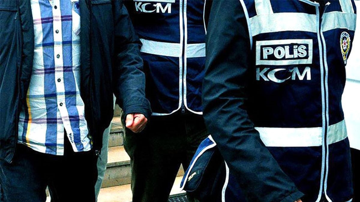 FETÖ'nün Eğitim Kurumlarına Yönelik Soruşturma: 98 Kişi Hakkında Gözaltı Kararı