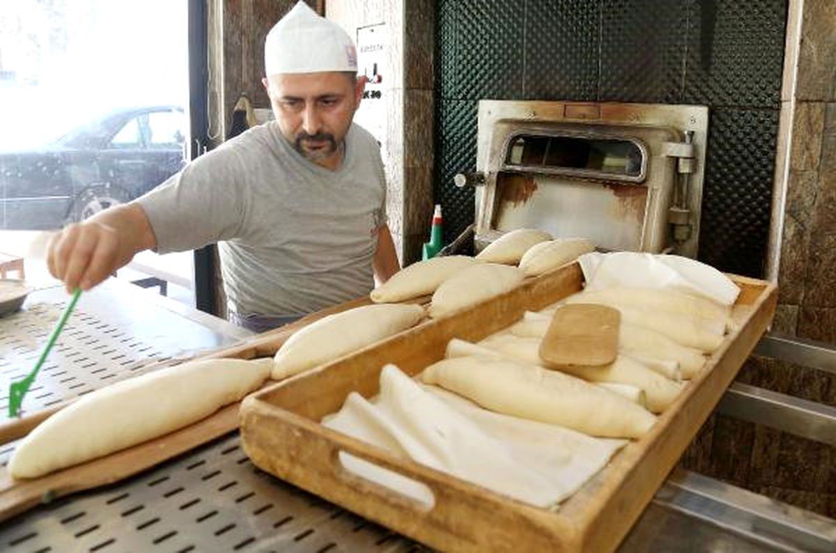 ''Ekmek Yemeyin'' Diyen Karatay'a Fırıncılardan Tepki