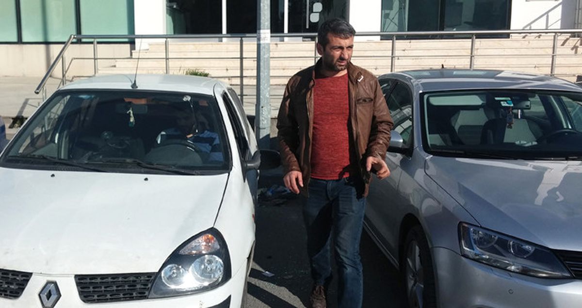 Park Halindeki Aracın Camını Patlatan Hırsızlar, 46 Bin Lirayı Çaldı