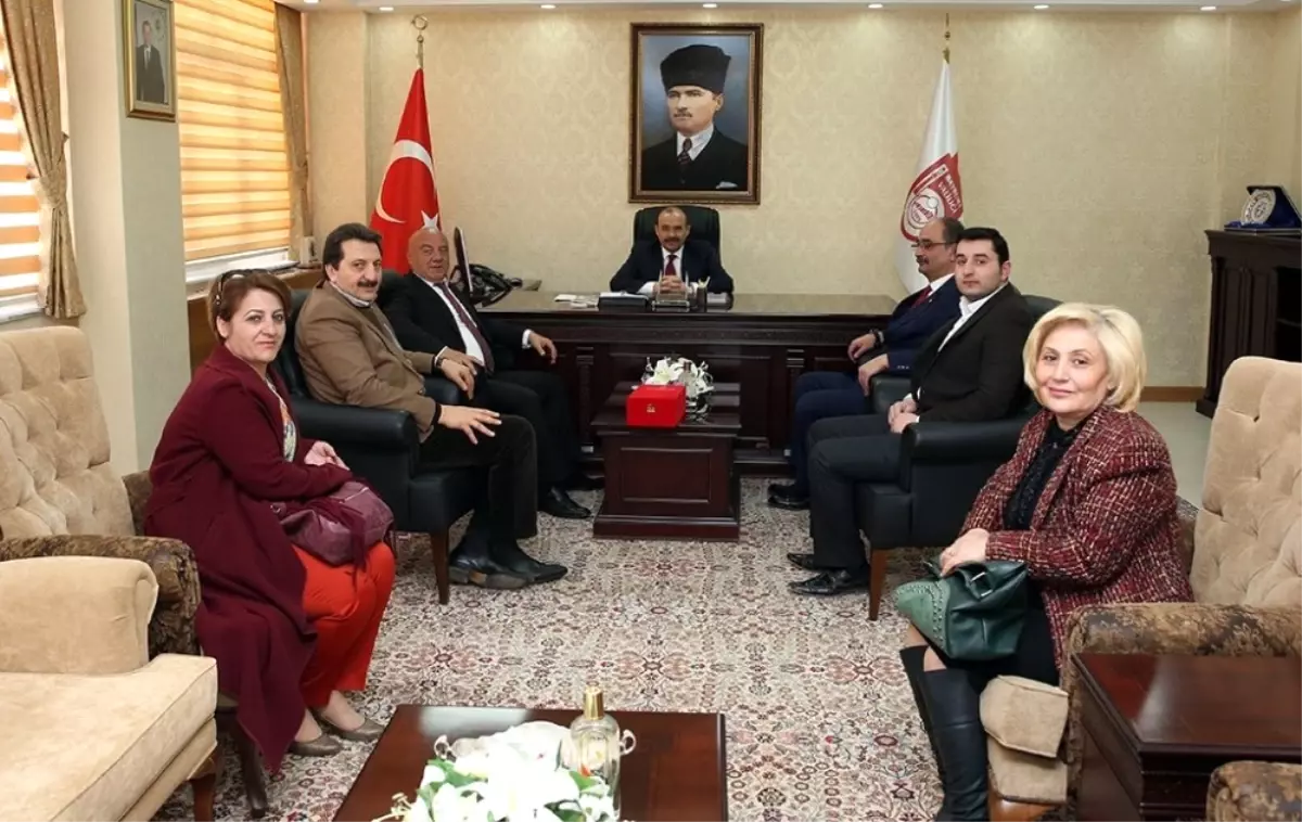 Kızılay Heyetinden Vali Ustaoğlu'na Ziyaret