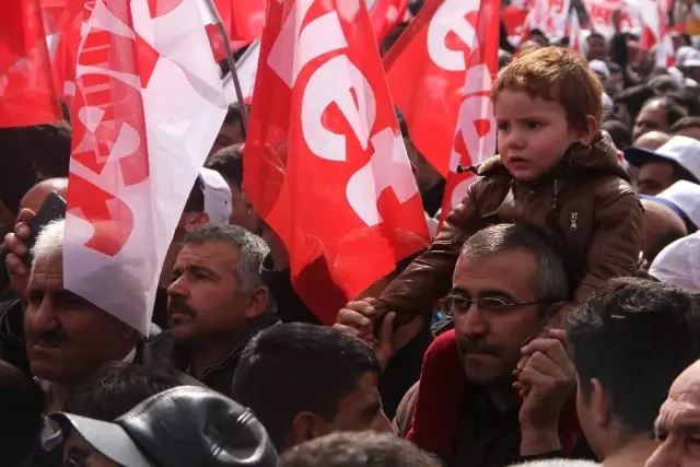 Başbakan Yıldırım: 'Terörün Efendilerinin Kandil'ini Mutlaka Söndüreceğiz' Başbakan Yıldırım: 'Terörün Efendilerinin Kandil'ini Mutlaka Söndüreceğiz'