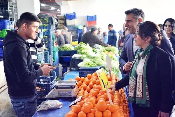 CHP'li Kadınlara Sözlü Taciz İddiası CHP'li Kadınlara Sözlü Taciz İddiası