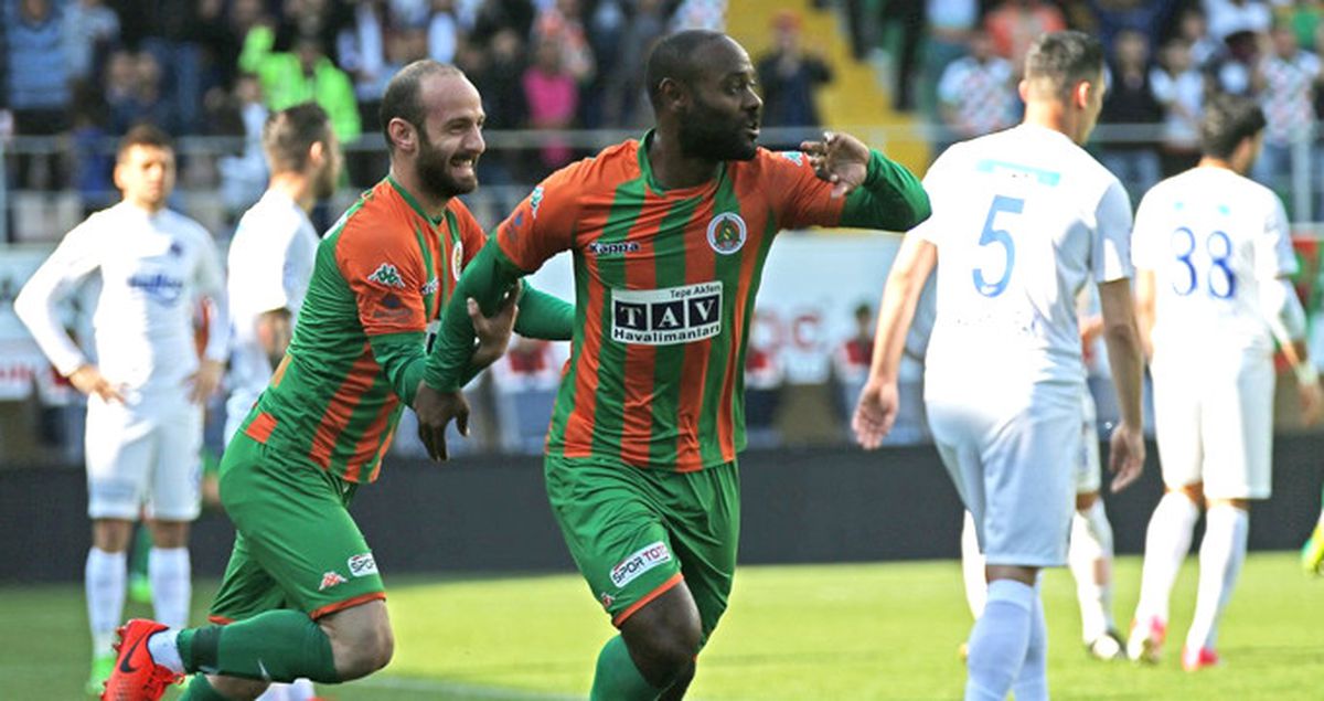 Süper Lig'de Aytemiz Alanyaspor, Kasımpaşa'yı 3-1 Mağlup Etti