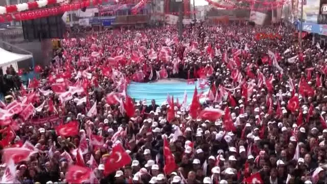 Van Binali Yıldırım: Bizleri Şimdi Türkler, Kürtler Diye Ayrıştırmak Istiyorlar 2- Van Binali Yıldırım: Bizleri Şimdi Türkler, Kürtler Diye Ayrıştırmak Istiyorlar 2-