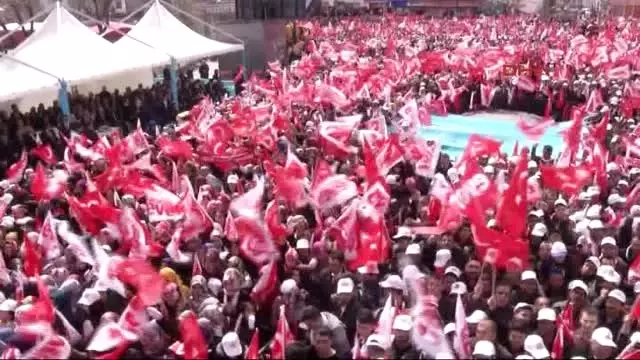 Van Binali Yıldırım: Bizleri Şimdi Türkler, Kürtler Diye Ayrıştırmak Istiyorlar 1- Van Binali Yıldırım: Bizleri Şimdi Türkler, Kürtler Diye Ayrıştırmak Istiyorlar 1-