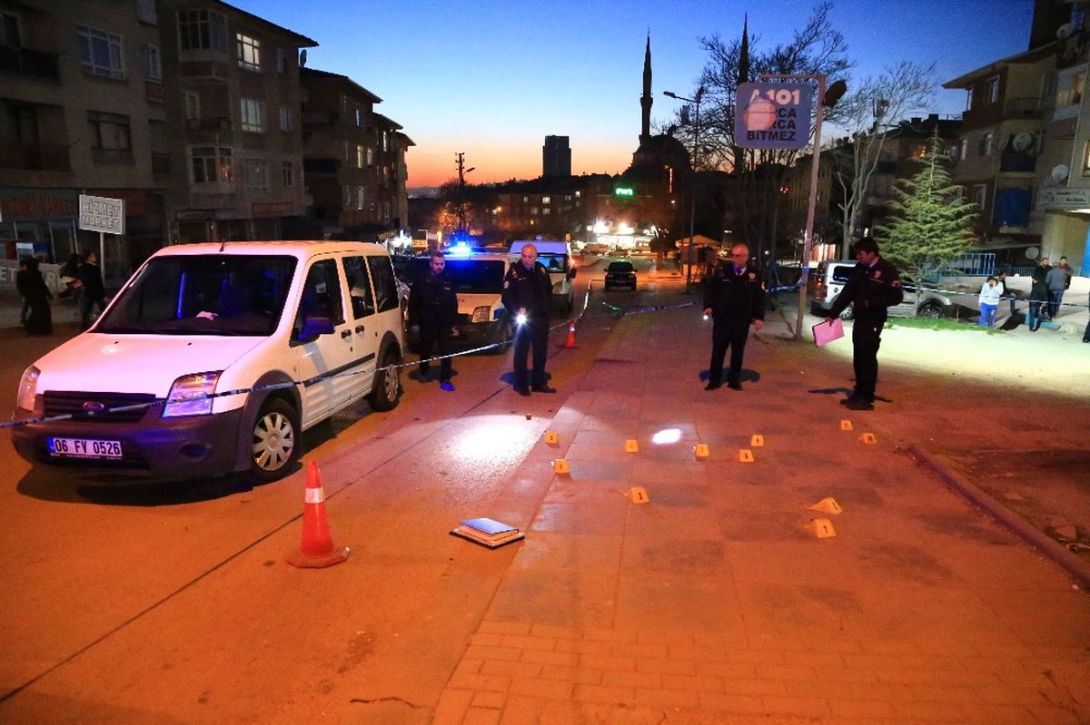 Başkent'te Silahlı Saldırı: 1'i Kadın 5 Yaralı