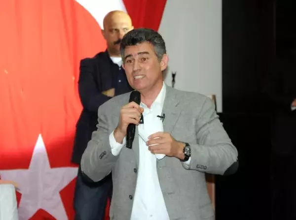 Feyzioğlu: Anayasa Paketinde Türkiye'nin Eyaletlere Bölünme Tehlikesi Var Feyzioğlu: Anayasa Paketinde Türkiye'nin Eyaletlere Bölünme Tehlikesi Var