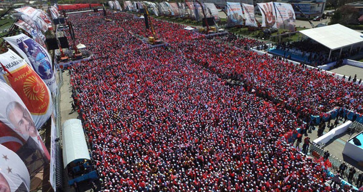 Melih Gökçek Twitter'dan Paylaştı: Var mı Ankara Tarihinde Böyle Toplantı?