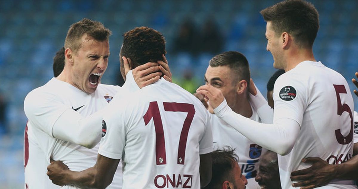 Trabzonspor, Çaykur Rizespor'u 1-0 Yendi