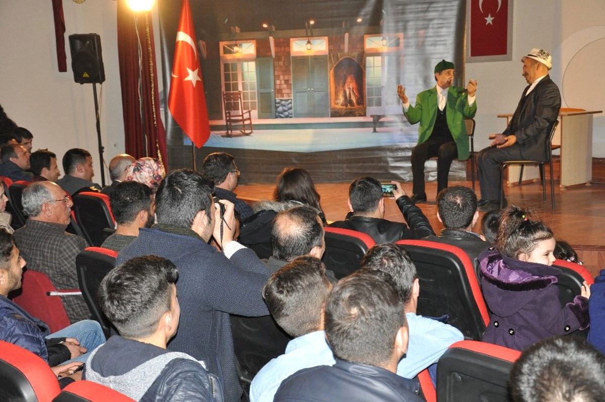 Teyo Emmi'den Kahkaha Tufanı