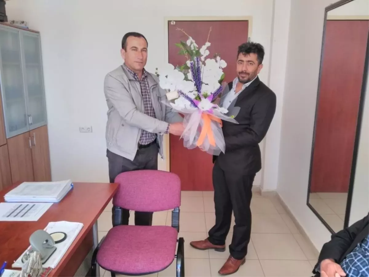Akyad Tan 60 Ogrenciye Calisma Masasi Ve Sandalye Haberler