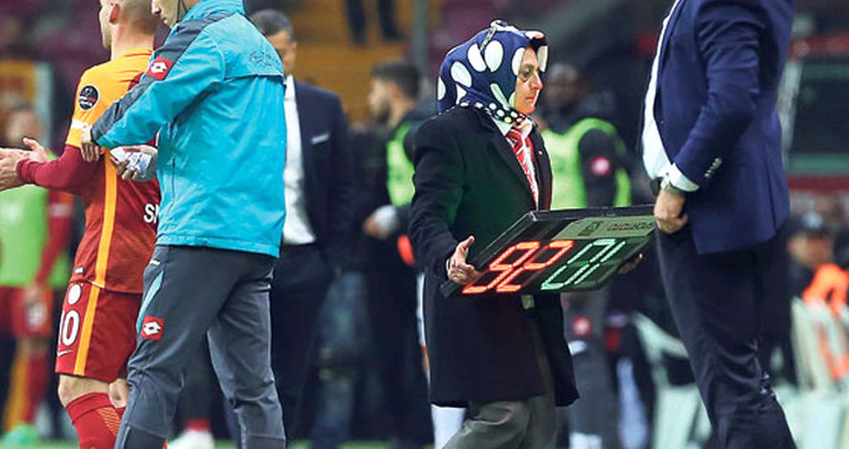 Galatasaray - Adanaspor Maçı Saha Komiseri Ortaya Çıktı