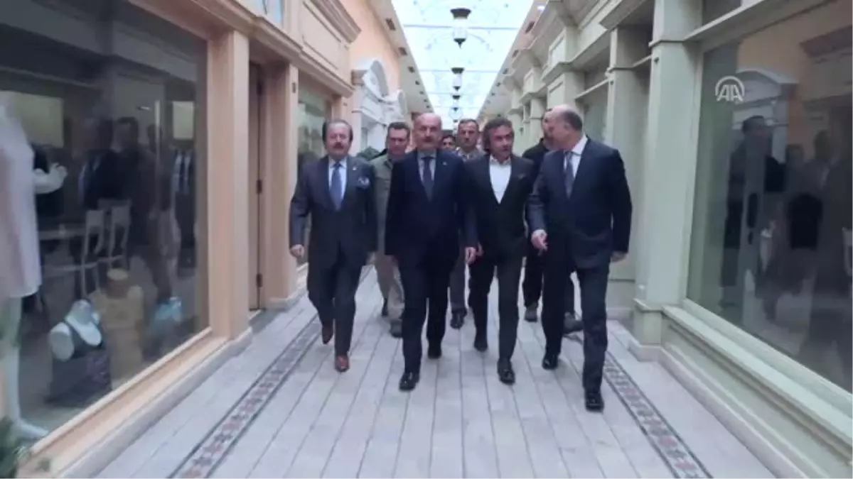 Müezzinoğlu, Gürsu'da Tekstil Fabrikasını Gezdi