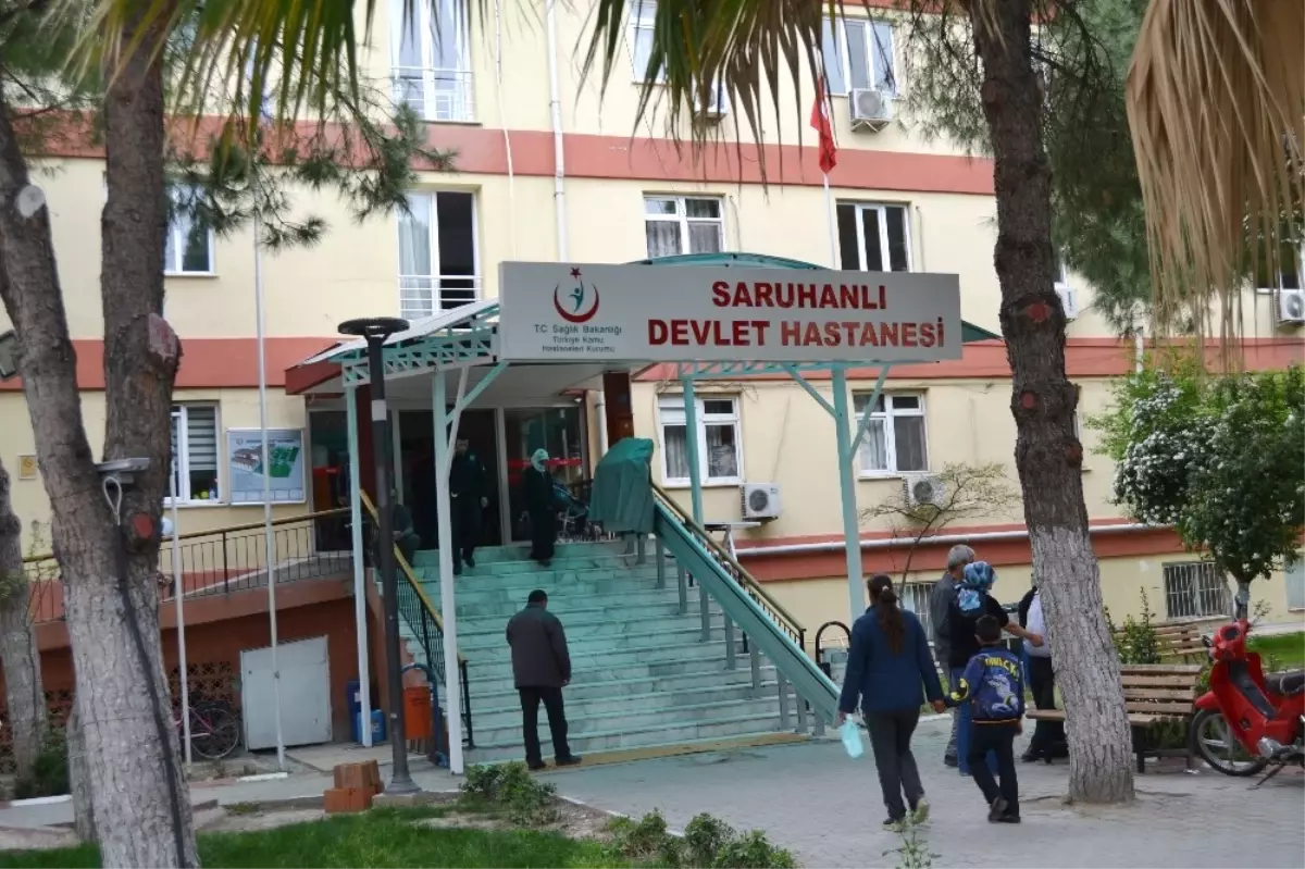Saruhanlı'da Gıda Zehirlenmesi Şüphesi