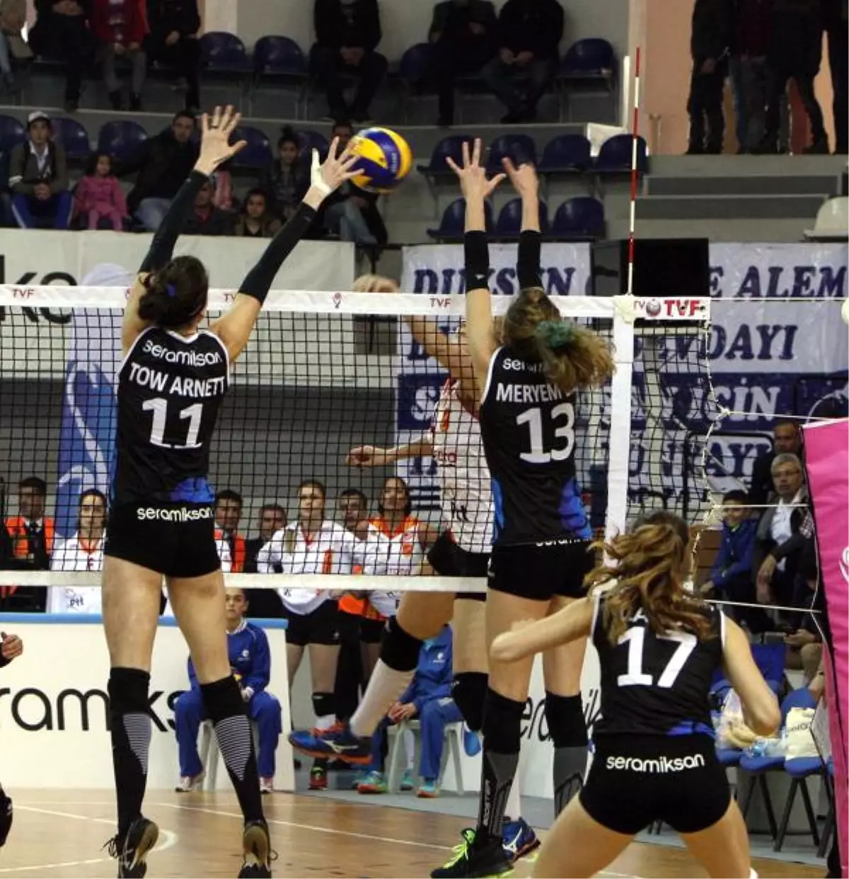 Voleybol: Vestel Venus Sultanlar Ligi Baraj Etabı