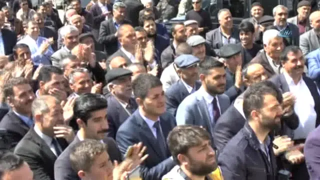 AK Parti Genel Başkan Yardımcısı Cevdet Yılmaz: 'Hiç Kimse Kürt Vatandaşlarımızı Mevcut Sistemin... AK Parti Genel Başkan Yardımcısı Cevdet Yılmaz: 'Hiç Kimse Kürt Vatandaşlarımızı Mevcut Sistemin...