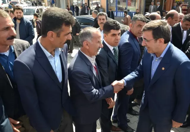 AK Parti Genel Başkan Yardımcısı Yılmaz Muş'ta AK Parti Genel Başkan Yardımcısı Yılmaz Muş'ta