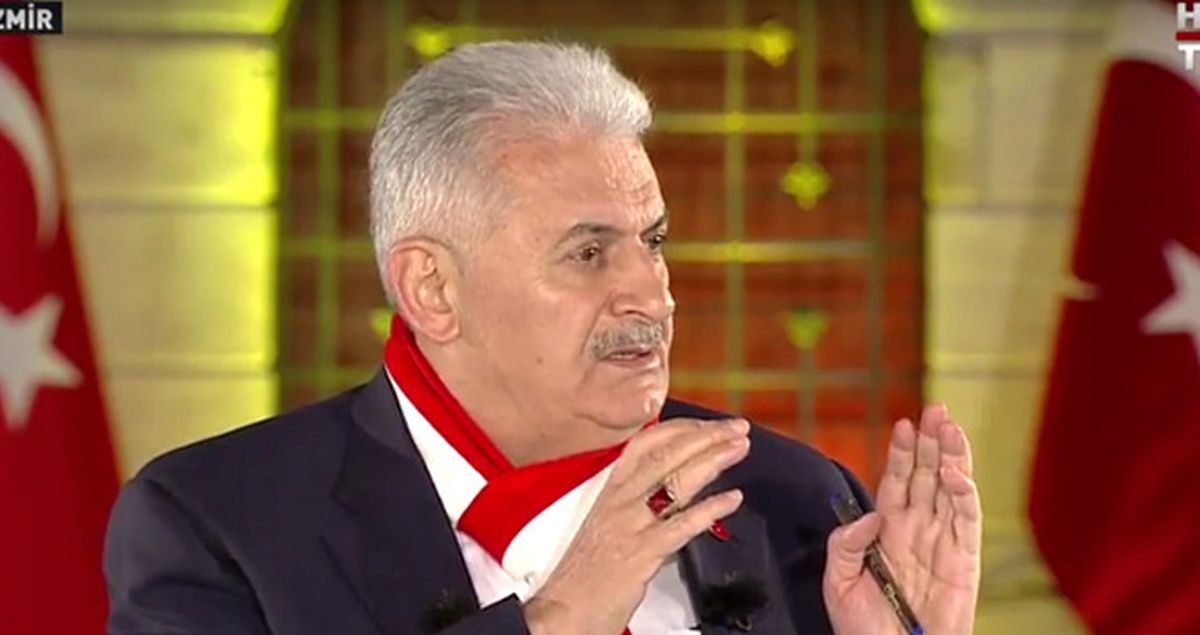 Başbakan'dan Gençlere Sosyal Medya Uyarısı: Suç İşlemeyin