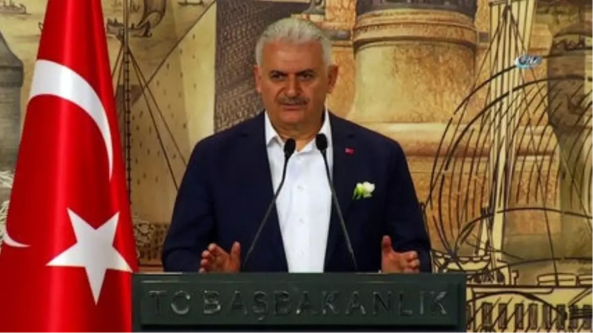 Başbakan Yıldırım Sanatçılarla Bir Araya Geldi