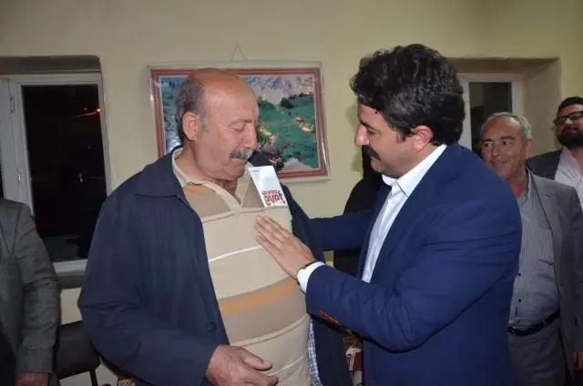 Başkan Kalın 'Evet' İçin Salihler Mahallesi'nde Başkan Kalın 'Evet' İçin Salihler Mahallesi'nde