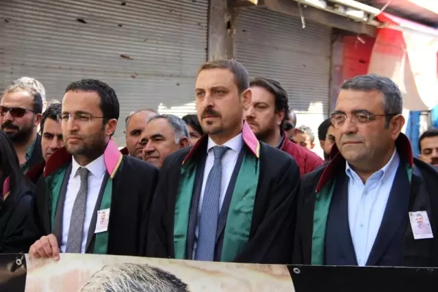 Tahir Elçi, Avukatlar Günü'nde Anıldı Tahir Elçi, Avukatlar Günü'nde Anıldı